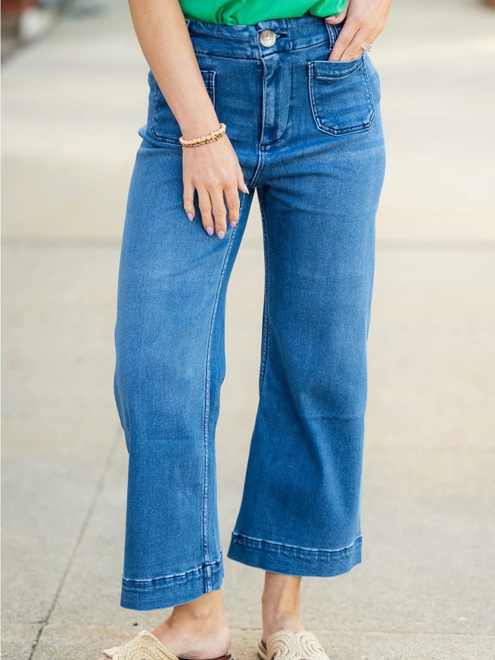 Mica Denim, Super High Wide Crop in Medium Blue